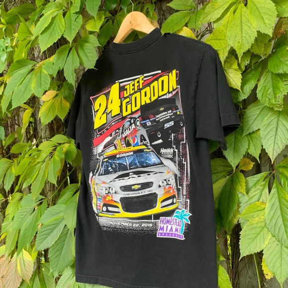 Jeff Gordon Racing Tee - Picture 2 of 10